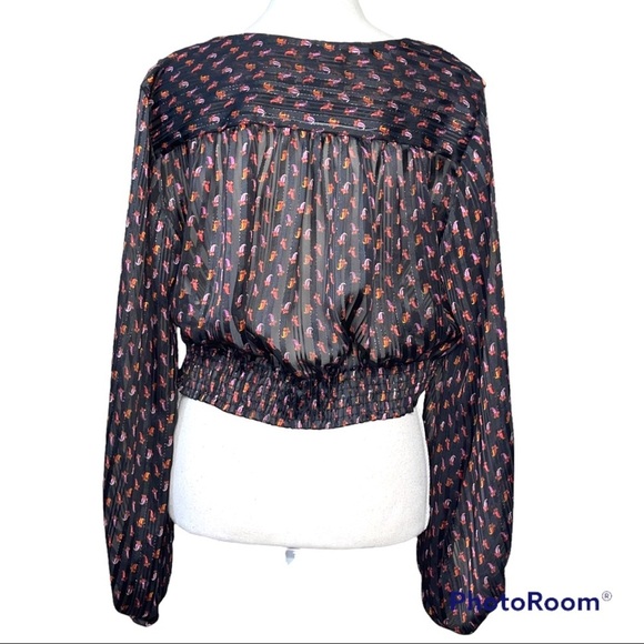 Zara Crop Twist Top Paisley Long Sleeve black red medium - Picture 3 of 6